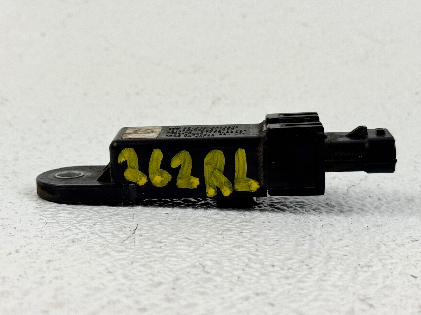 14-17 INFINITI QX80 REAR LEFT TPMS TIRE PRESSURE MONITORING ANTENNA SENSOR