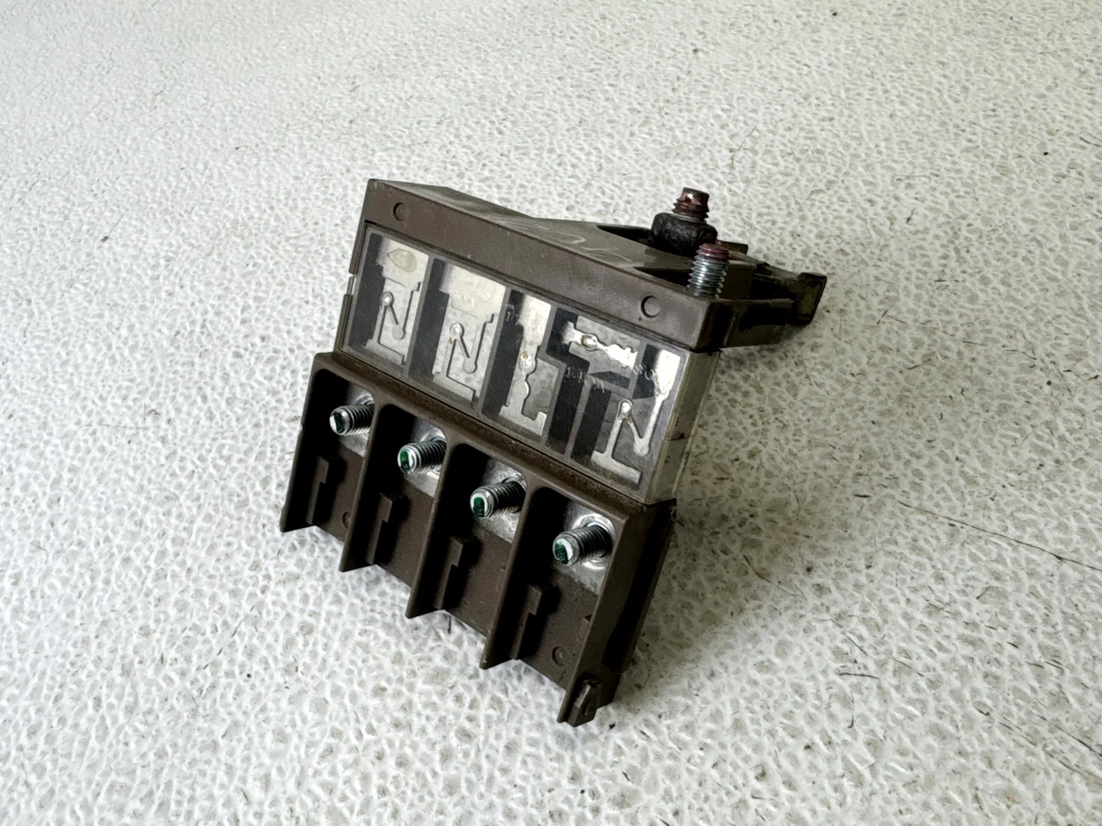 14-18 MITSUBISHI OUTLANDER FUSE BOX JUNCTION LINK TERMINAL