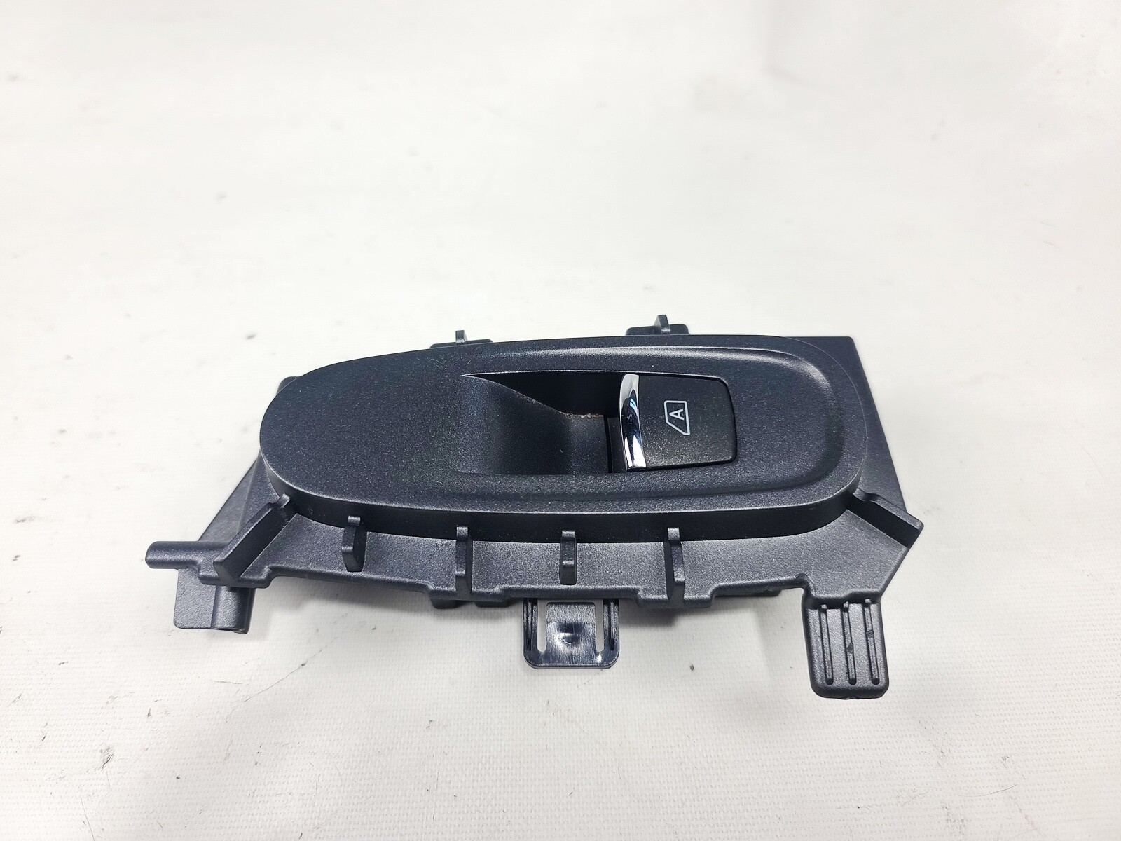 14-23 INFINITI Q50 REAR LEFT LH DRIVER SIDE DOOR WINDOW REGULATOR SWITCH