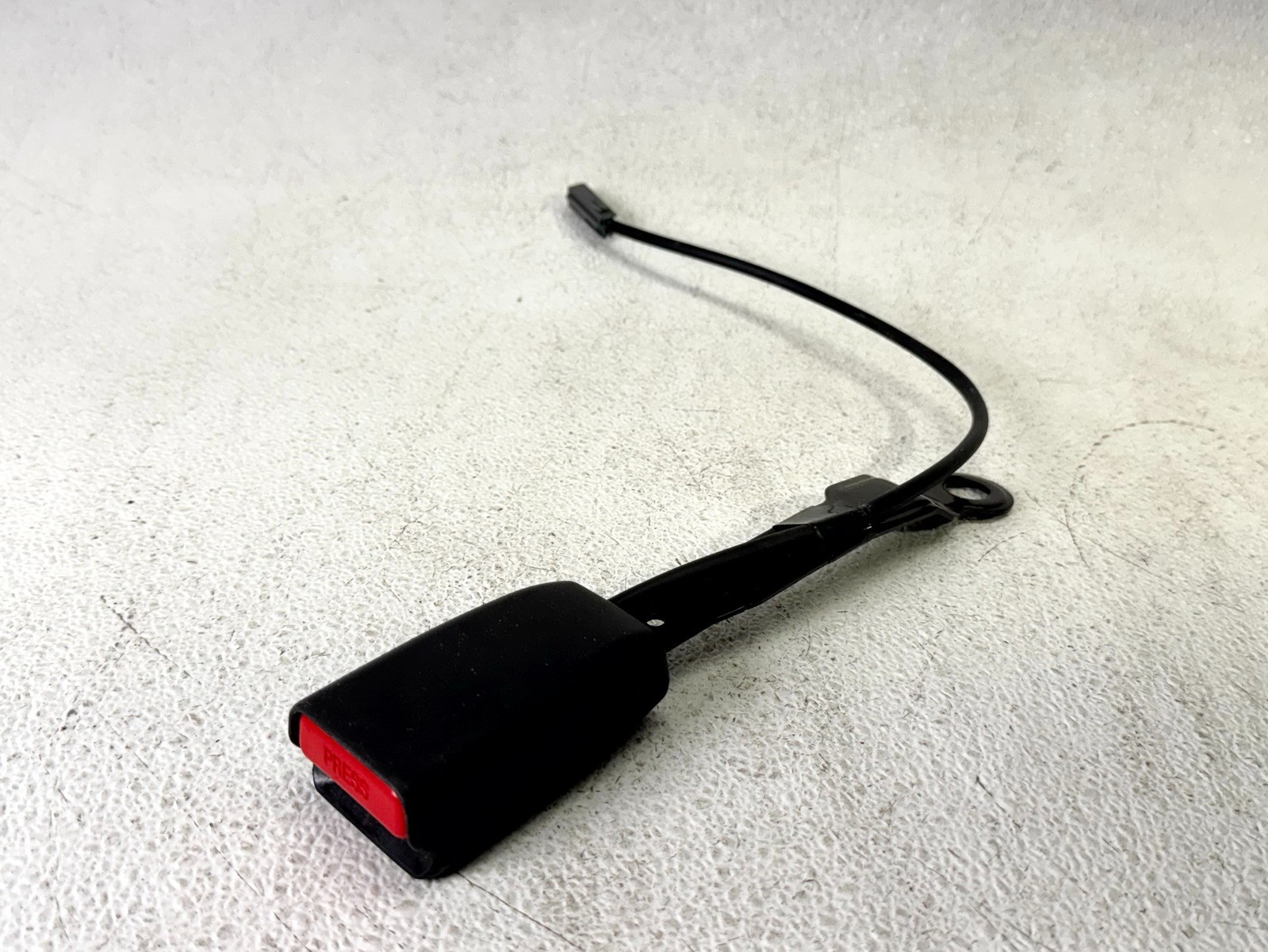 16-25 MAZDA CX-9 CX9 CX-5 CX5 FRONT RIGHT RH SIDE SEAT BELT BUCKLE RECIEVER