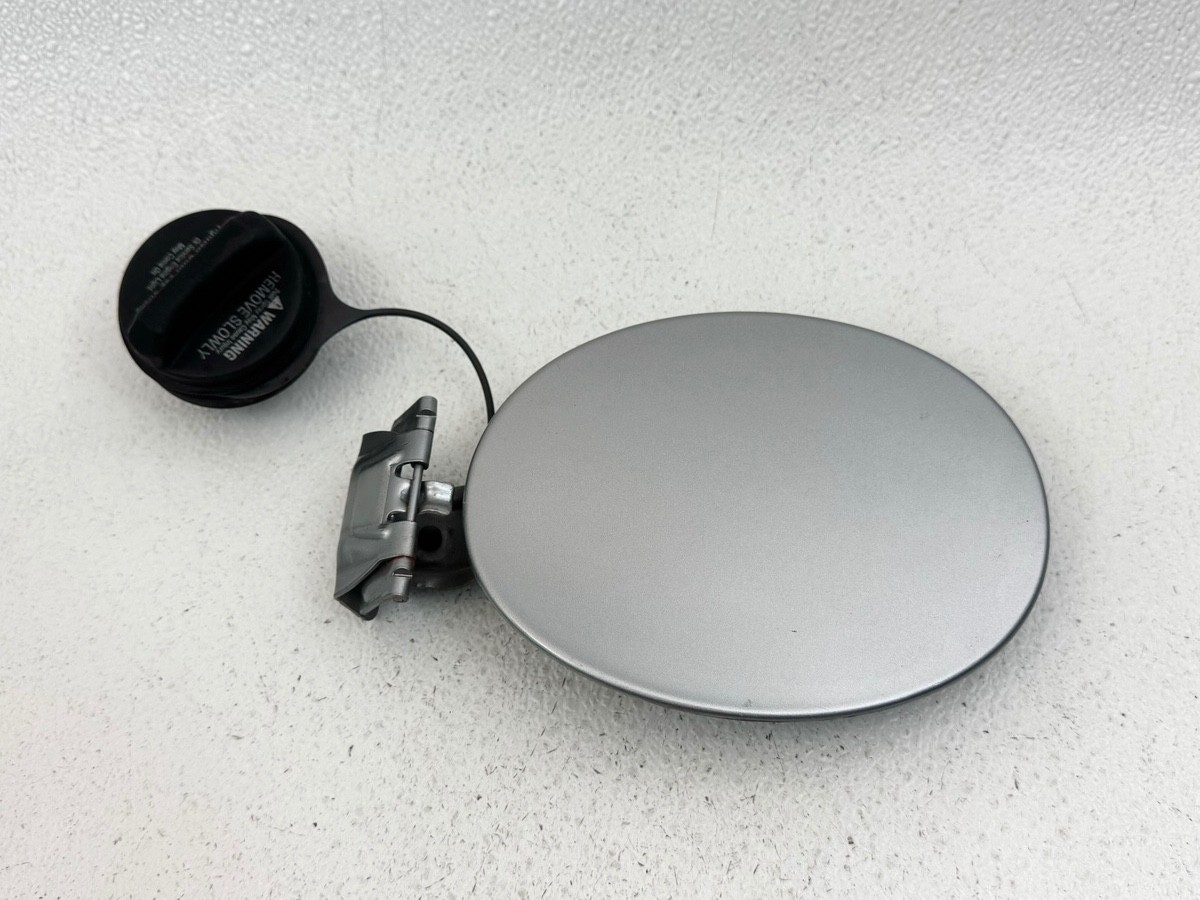 07-15 MAZDA CX-9 CX9 REAR FUEL GAS TANK FILLER DOOR LID COVER CAP PANEL