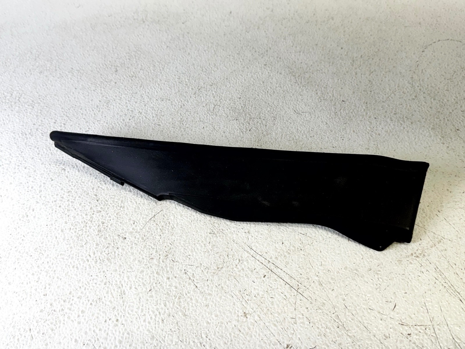 22-26 INFINITI QX60 FRONT RIGHT RH PASSENGER SIDE FENDER FILLER LEDGE COVER