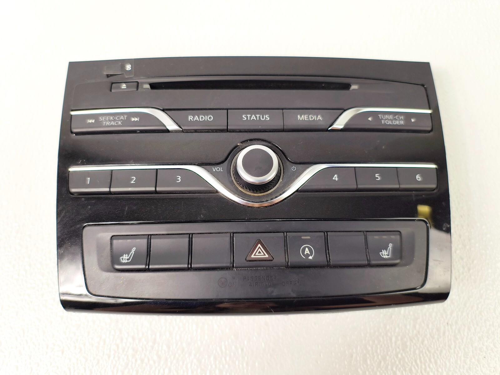 17-19 INFINITI QX30 DASHBOARD RADIO AUDIO CONTROL SWITCH PANEL PLATE BEZEL