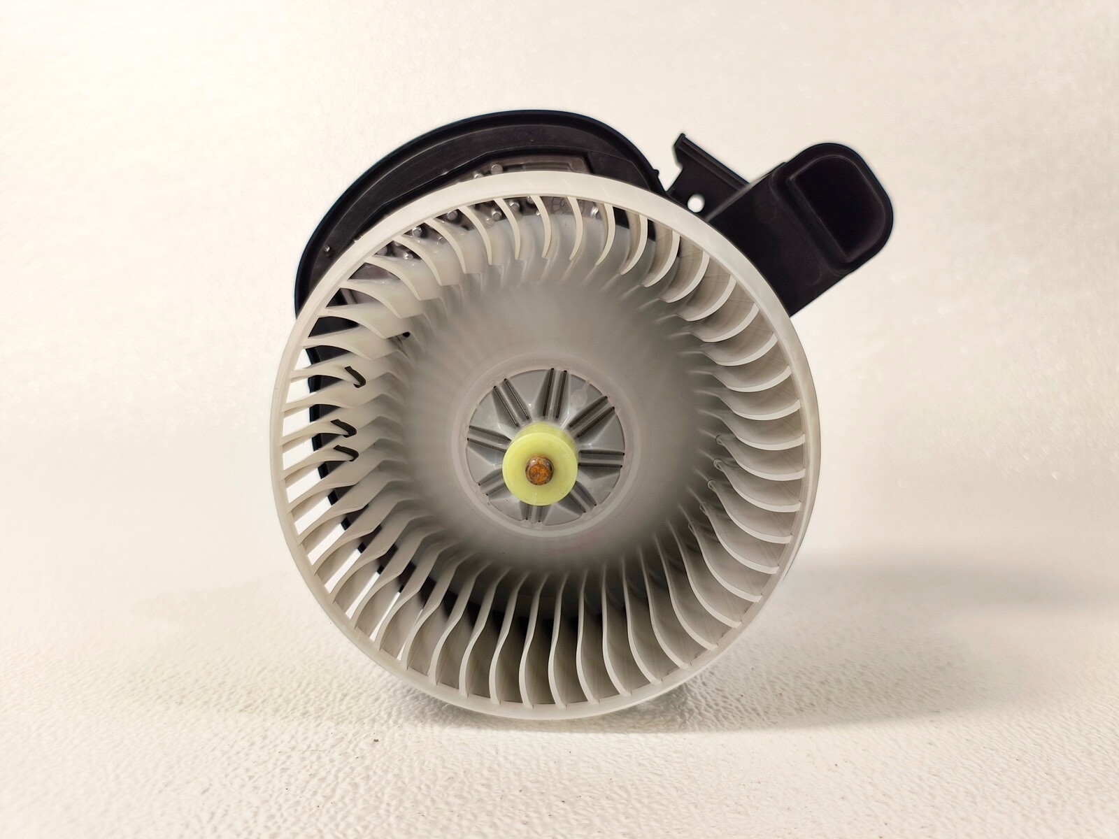 17-20 JAGUAR F-PACE HVAC A/C AIR CONDITIONER HEATER BLOWER MOTOR ASSEMBLY