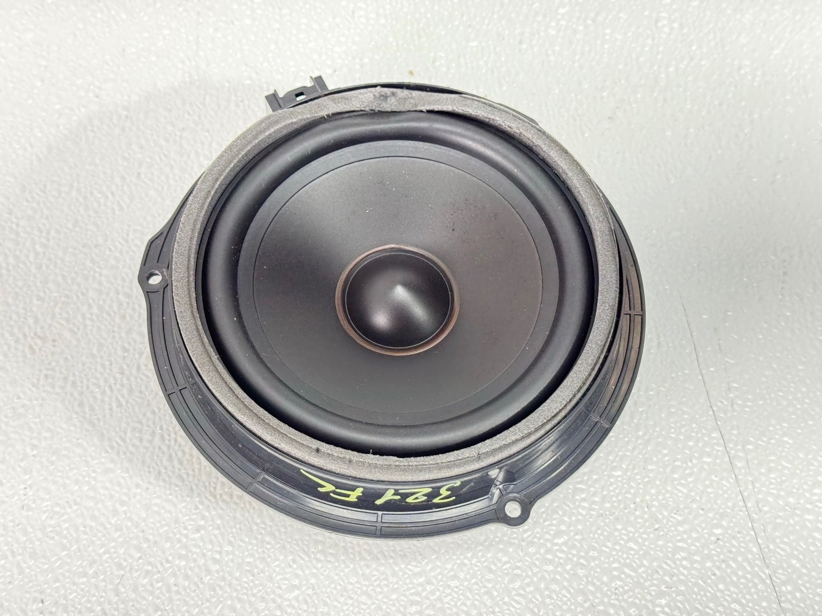 12-19 RANGE ROVER EVOQUE FRONT LEFT DRIVER LH SIDE DOOR AUDIO SOUND SPEAKER