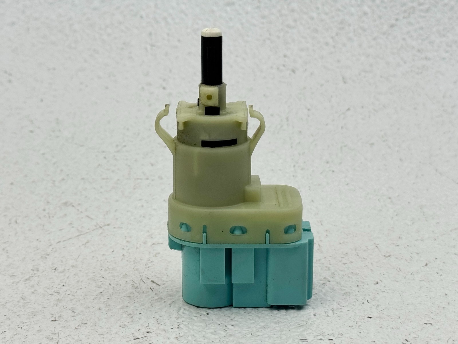 13-19 FORD ESCAPE BRAKE PEDAL LIGHT SWITCH STOP LAMP SENSOR MODULE UNIT