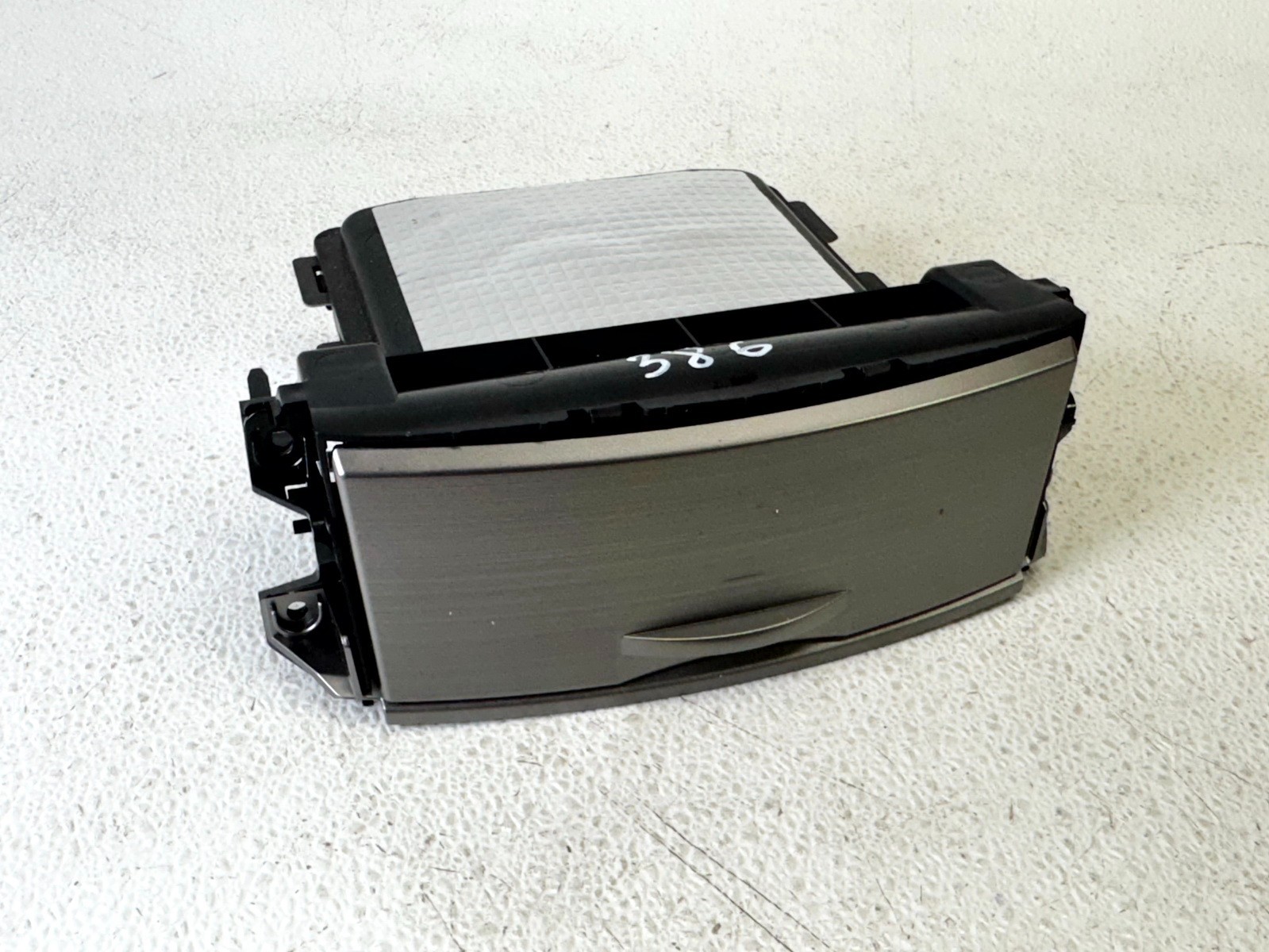 12-14 SUBARU OUTBACK DASHBOARD CENTER POCKET STORAGE COMPARTMENT
