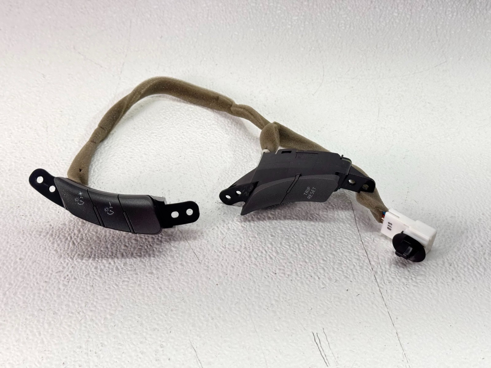 13-20 INFINITI QX60 JX35 STEERING WHEEL MULTIFUNCTIONAL CONTROL SWITCH PANEL