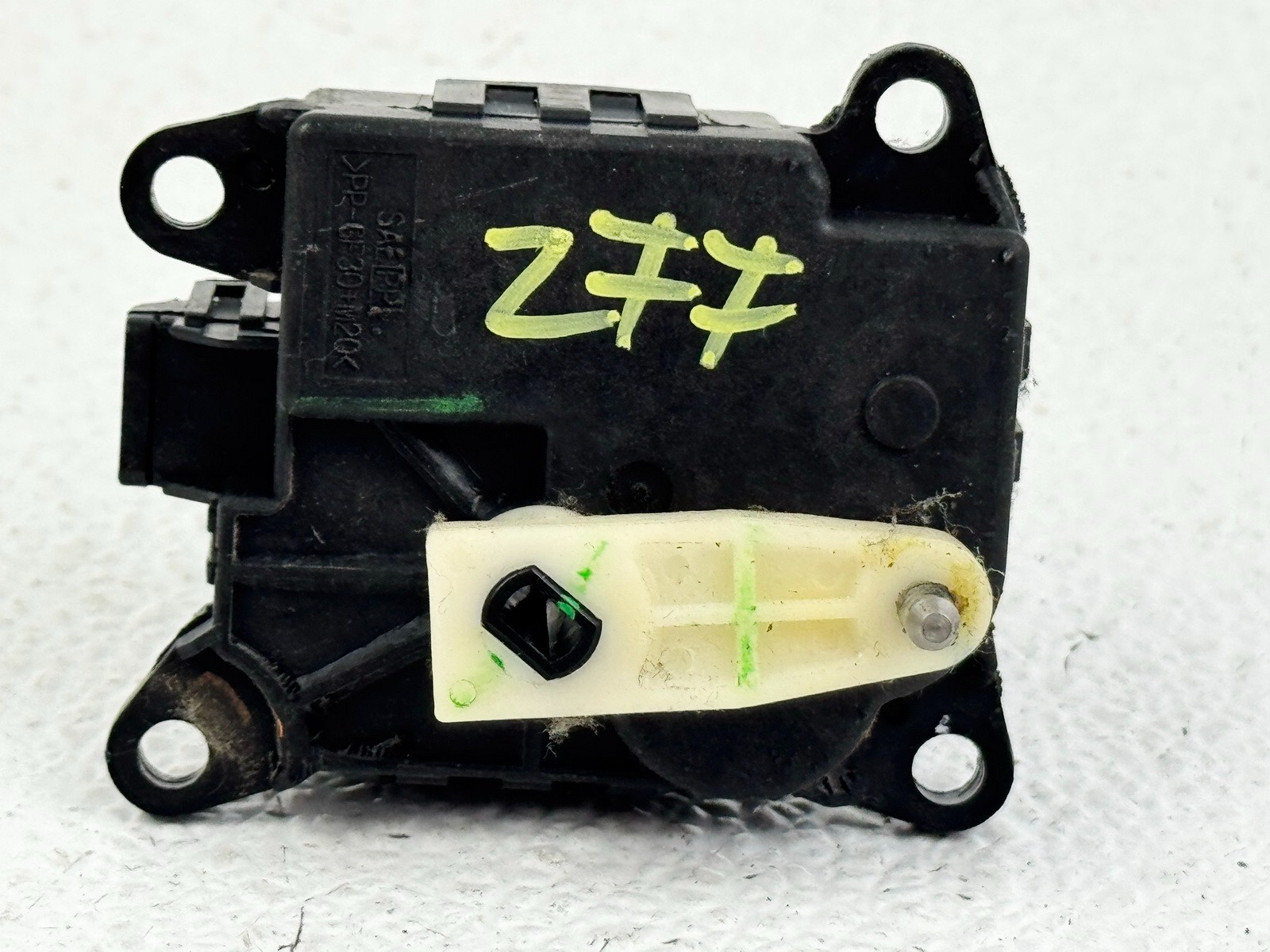 14-20 INFINITI Q50 FLAP DOOR HVAC A / C HEATER BLOWER ACTUATOR MOTOR