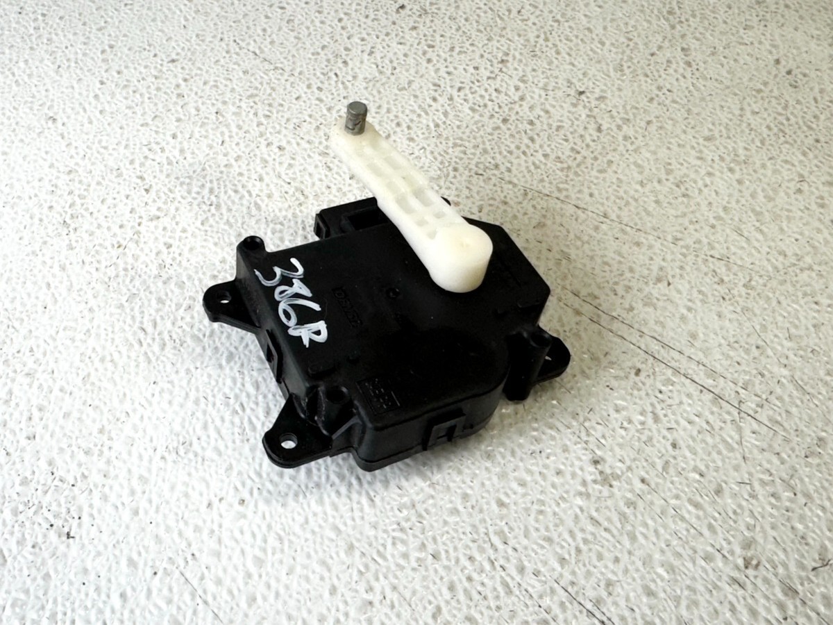 10-14 SUBARU OUTBACK REAR HEATER BLOWER FLAP DOOR ACTUATOR MOTOR