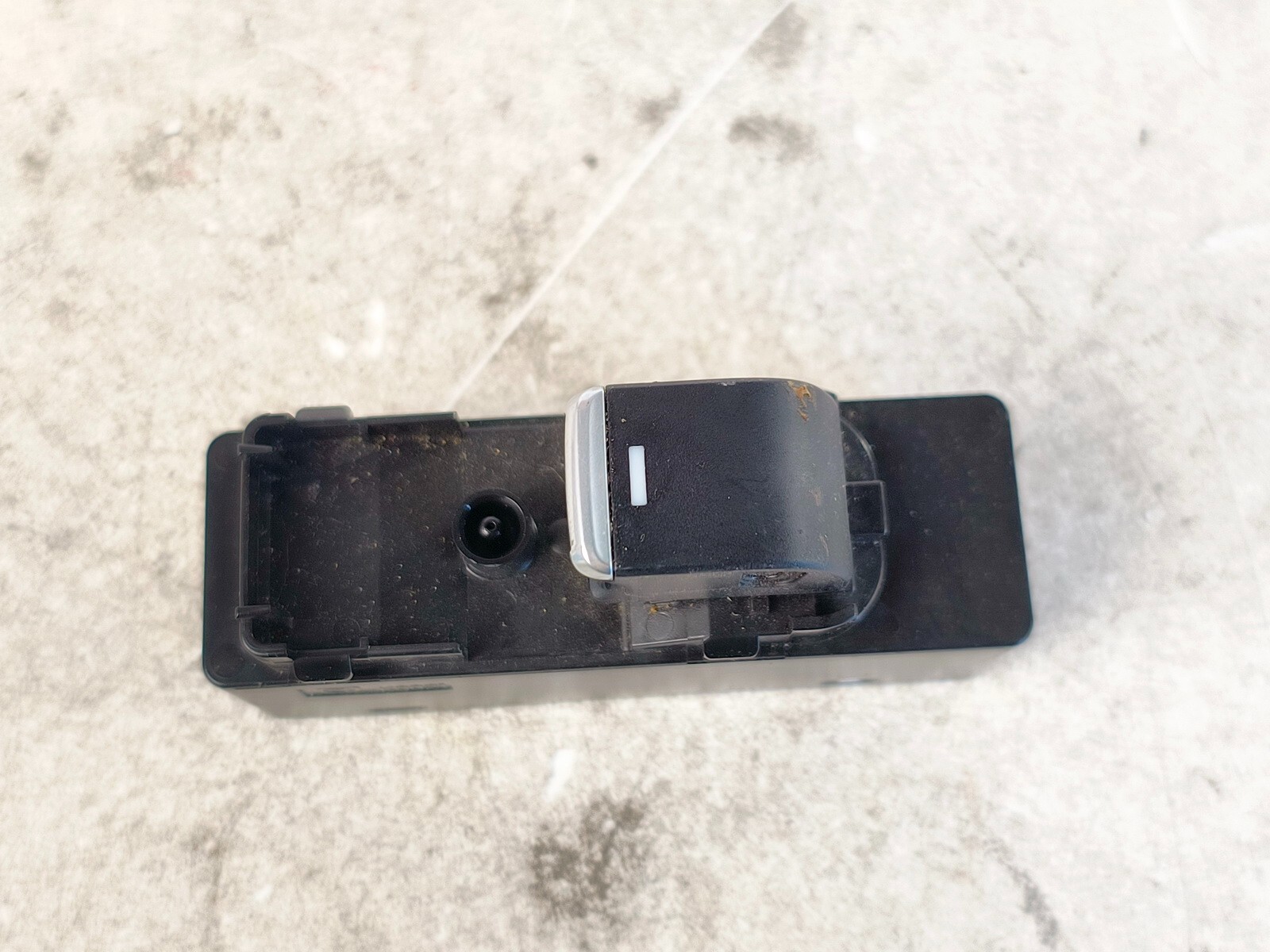 16-23 MAZDA CX-9 CX9 REAR LEFT DRIVER SIDE DOOR WINDOW CONTROL SWITCH