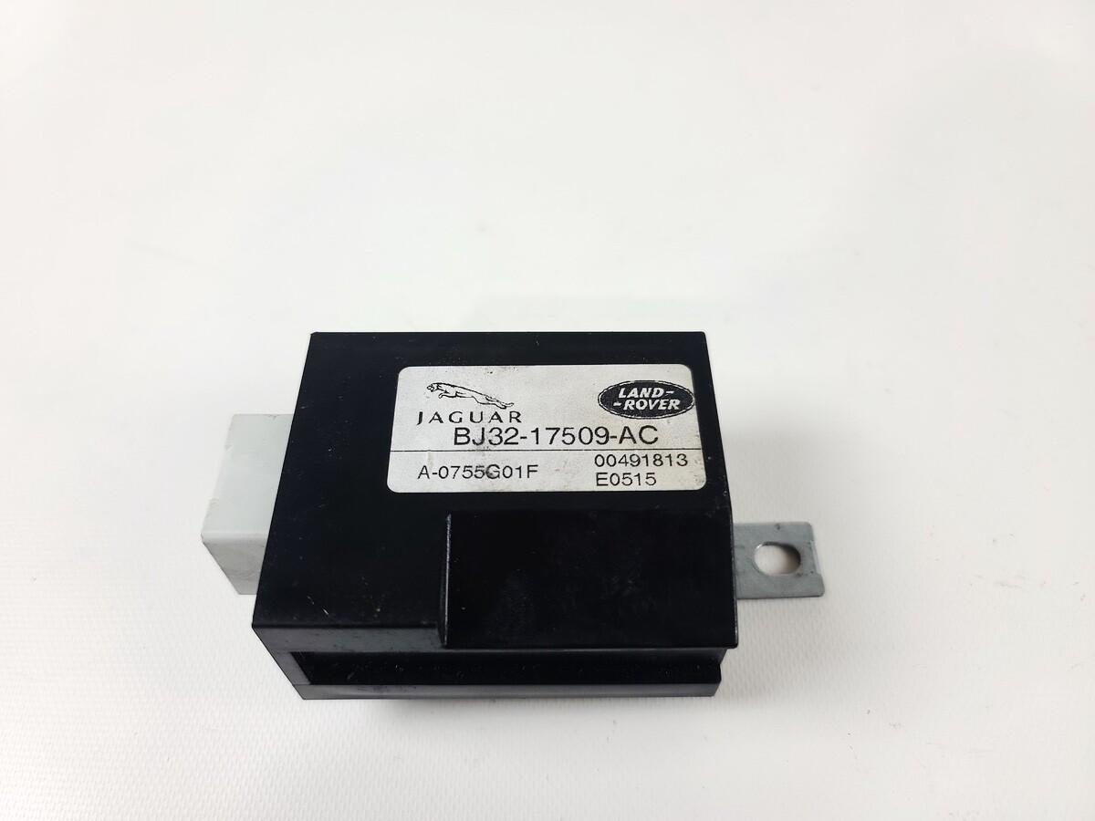 12-19 ROVER RANGE EVOQUE RELAY WINDSHIELD WIPER CONTROL MODULE ECU