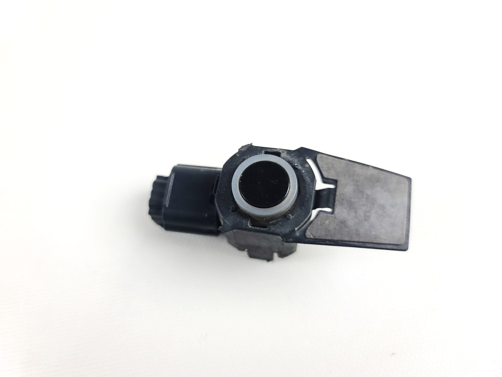 16-20 INFINITI QX60 BUMPER PARKING ASSIST DISTANCE SENSOR UNIT