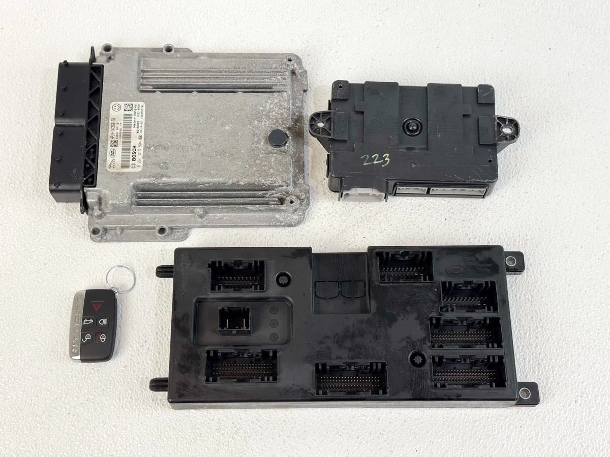 17-22 JAGUAR F-PACE ECU ECM BCM BODY COMPUTER CONTROL MODULE W/KEY