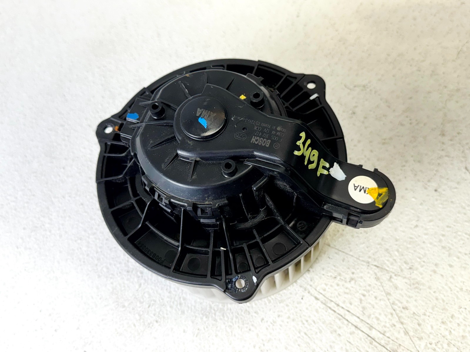 11-20 KIA SORENTO A / C HVAC HEATER BLOWER MOTOR FAN W / WHEEL