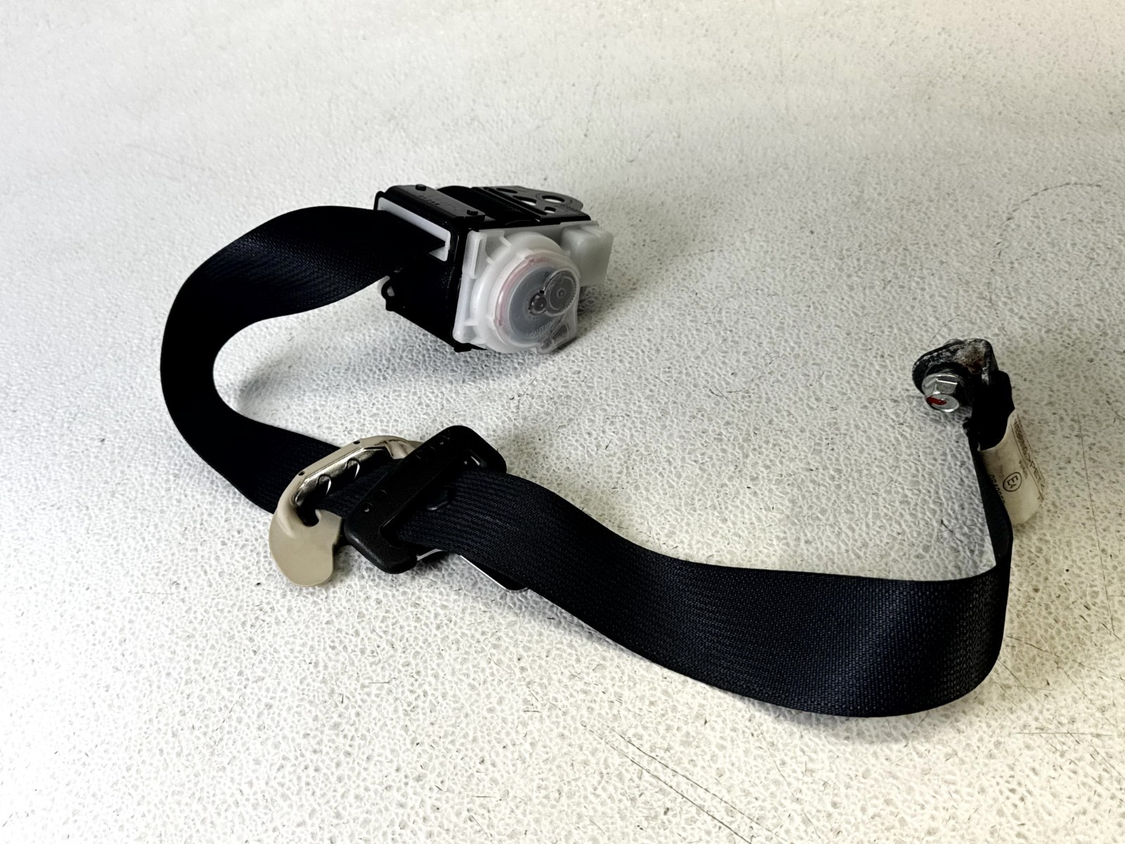 14-20 MITSUBISHI OUTLANDER REAR LEFT LH DRIVER SIDE SEAT BELT RETRACTOR ASSY