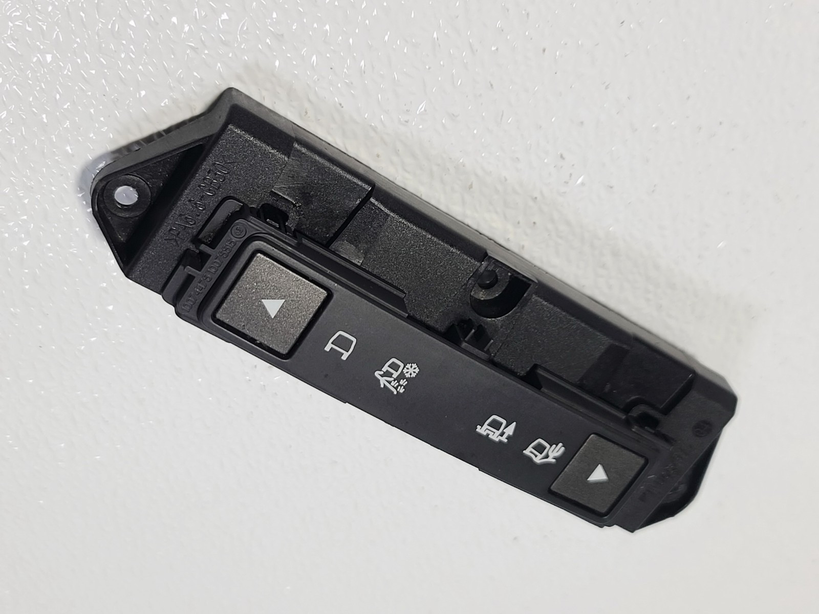 12-15 RANGE ROVER EVOQUE CENTER CONSOLE SUSPENSION CONTROL SWITCH PANEL