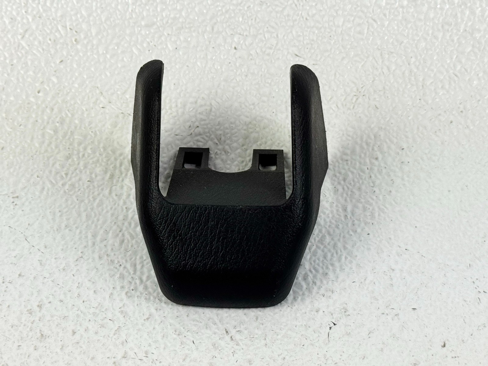 11-17 INFNITI QX56 QX80 FRONT LEFT OR RIGHT SIDE SEAT COVER TRACK TRIM PANEL