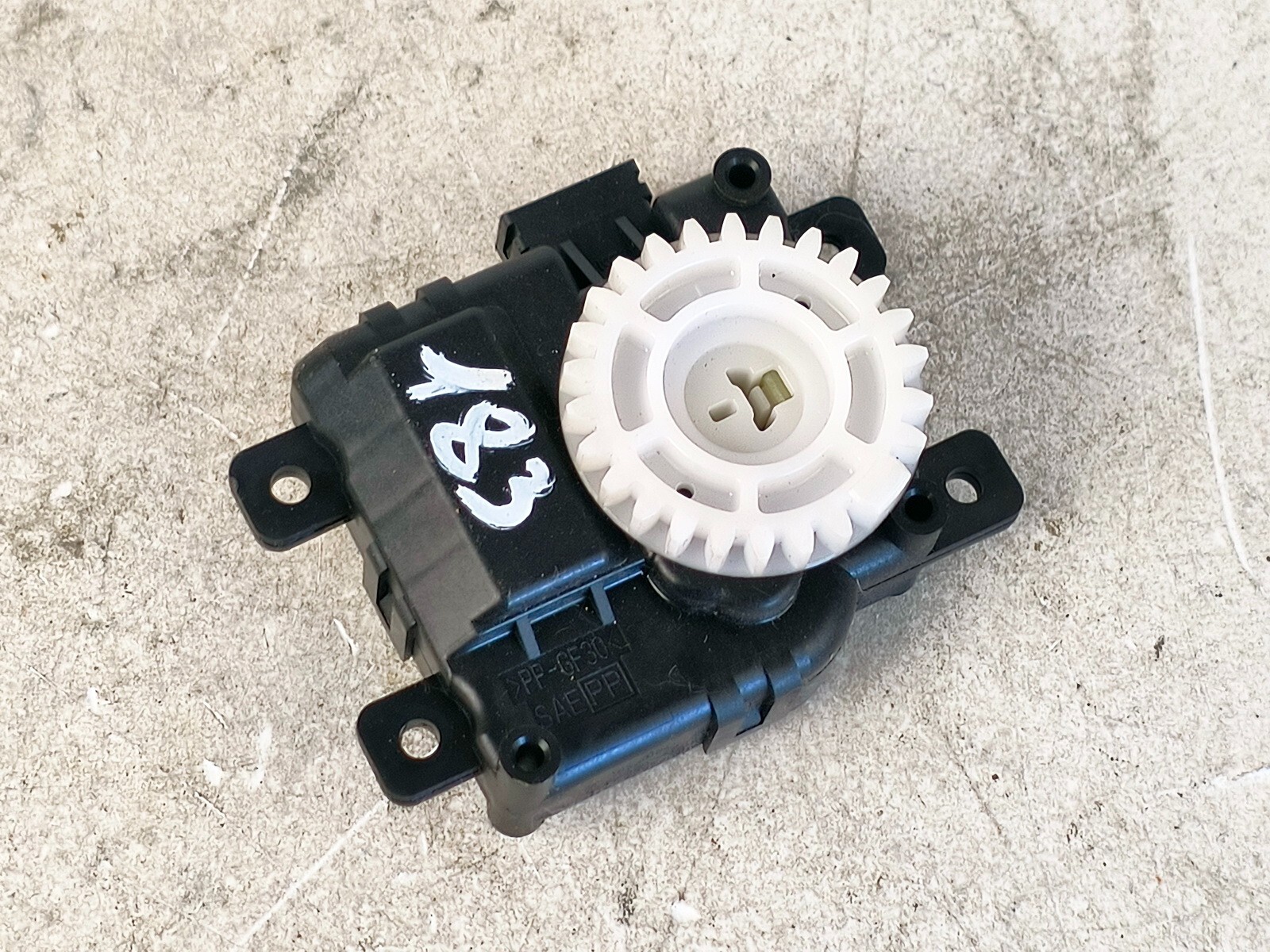 16-23 MAZDA CX-9 CX9 HVAC AC A/C HEATER FLAP SERVO ACTUATOR MOTOR UNIT