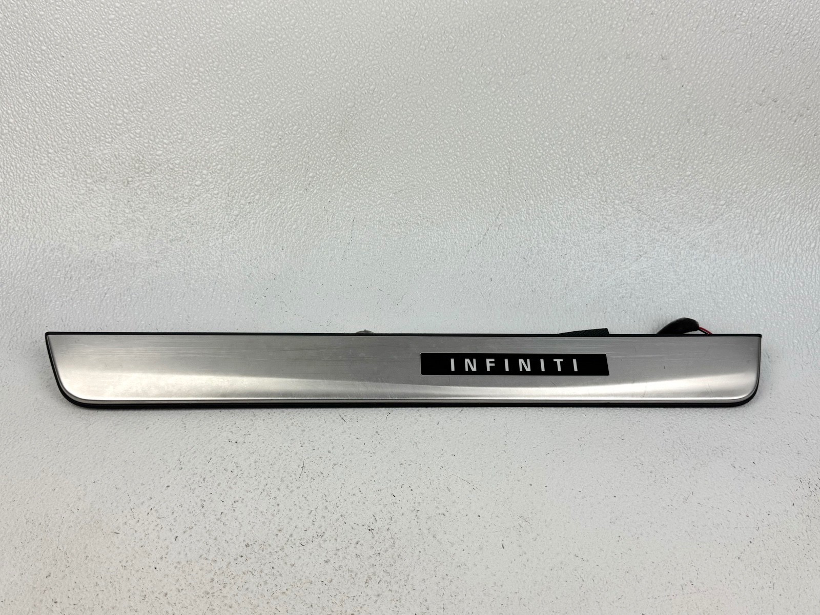 16-21 INFINITI Q50 FRONT LEFT LH SIDE DOOR STEP SILL SCUFF PLATE COVER TRIM