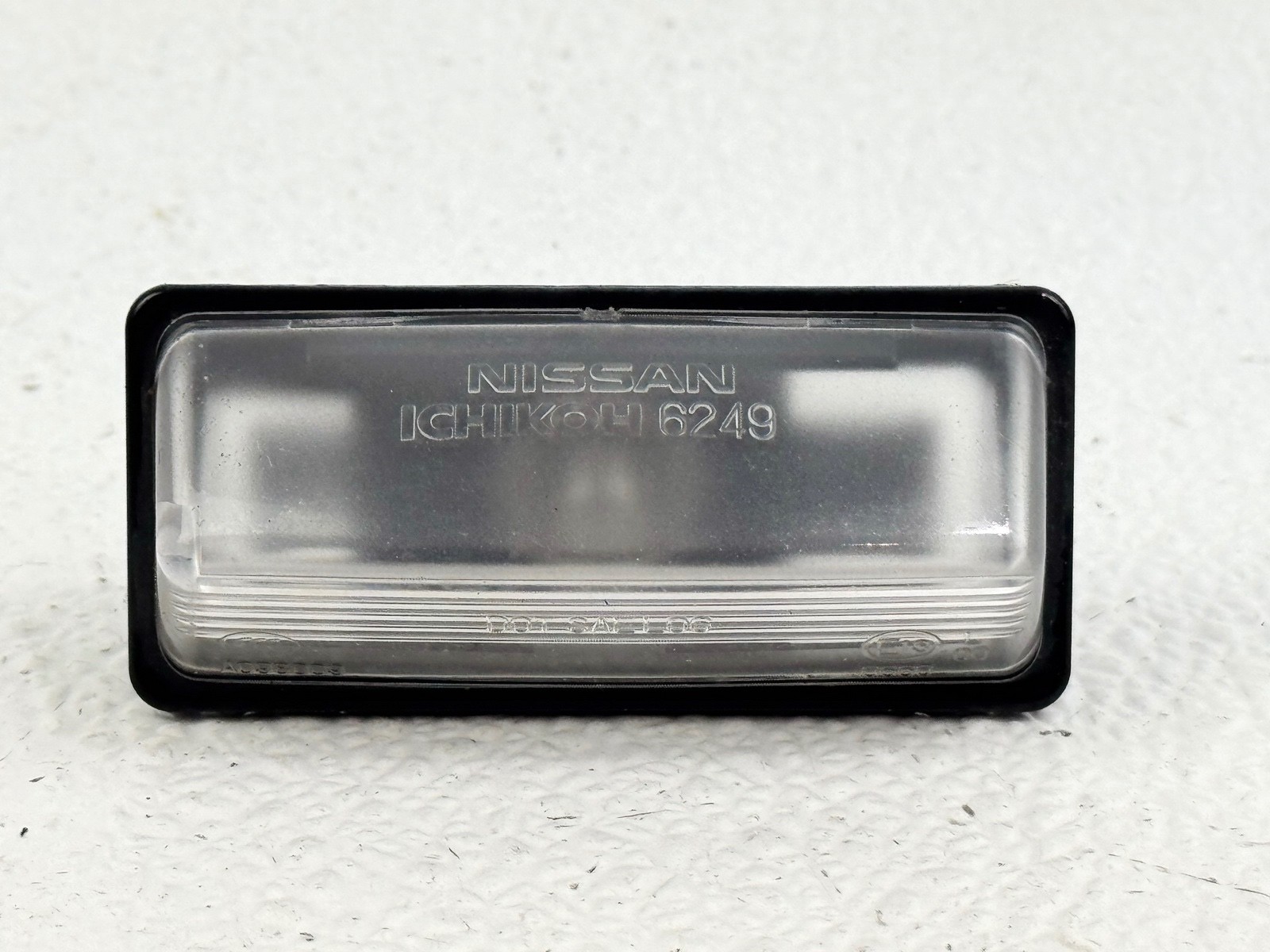 13-20 NISSAN PATHFINDER REAR BUMPER TAILGATE LICENSE PLATE LIGHT LAMP
