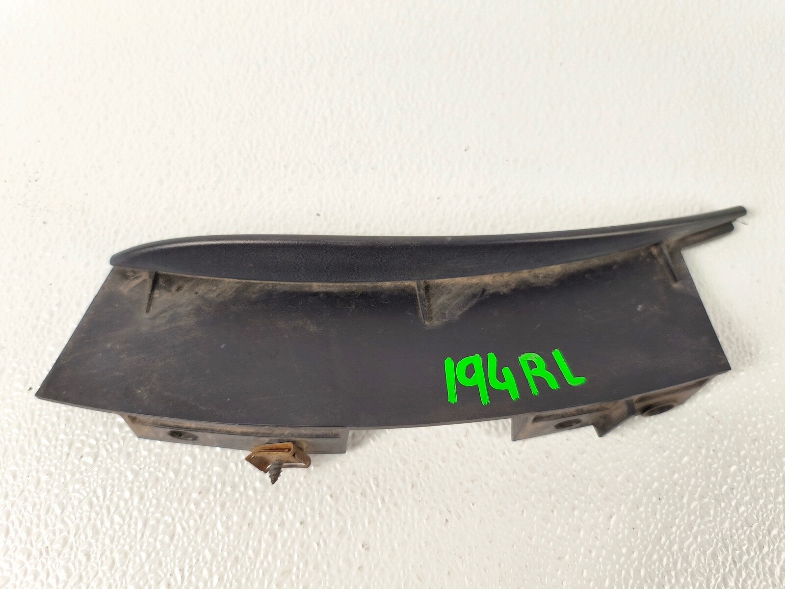 17-20 JAGUAR F-PACE REAR LEFT DRIVER SIDE BUMPER COVER PANEL TRIM BRACKET