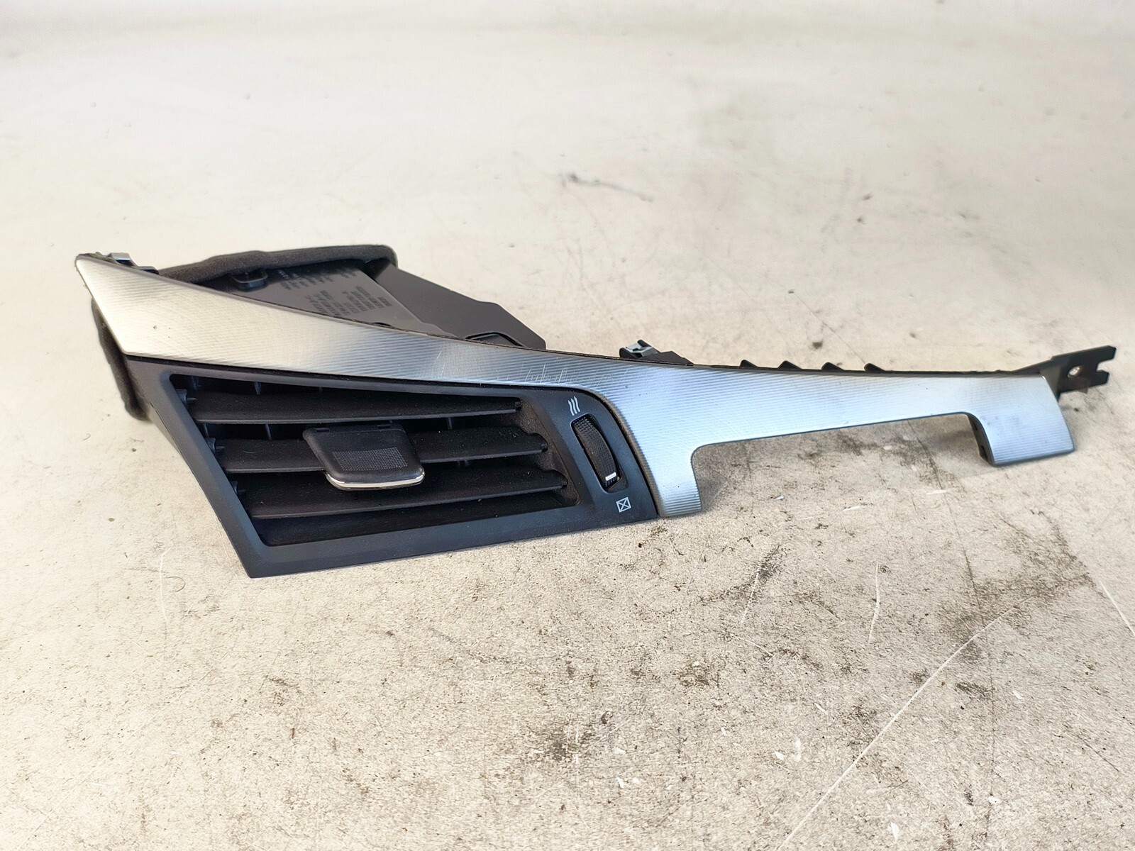 14-19 INFINITI Q60 Q50 RIGHT RH PASS SIDE DASHBOARD AIR VENT GRILLE TRIM