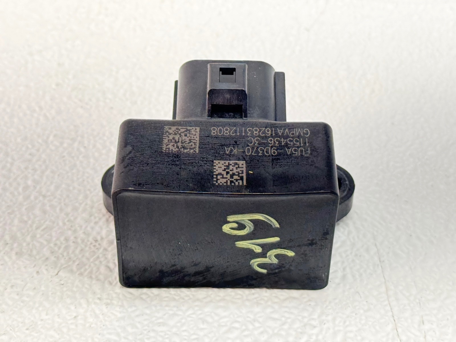 13-19 FORD ESCAPE GAS FUEL PUMP COMPUTER CONTROL MODULE UNIT