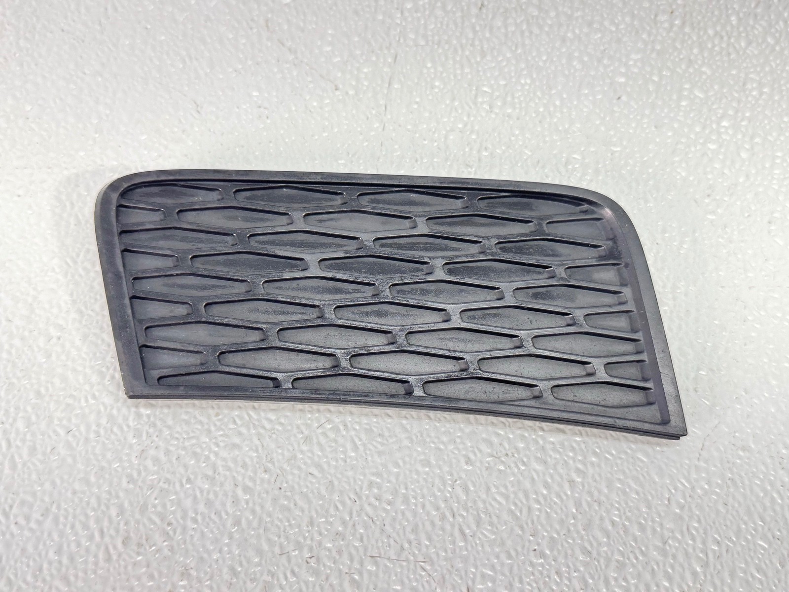 12-17 RANGE ROVER EVOQUE FRONT RIGHT RH SIDE FOG LIGHT GRILLE COVER PANEL