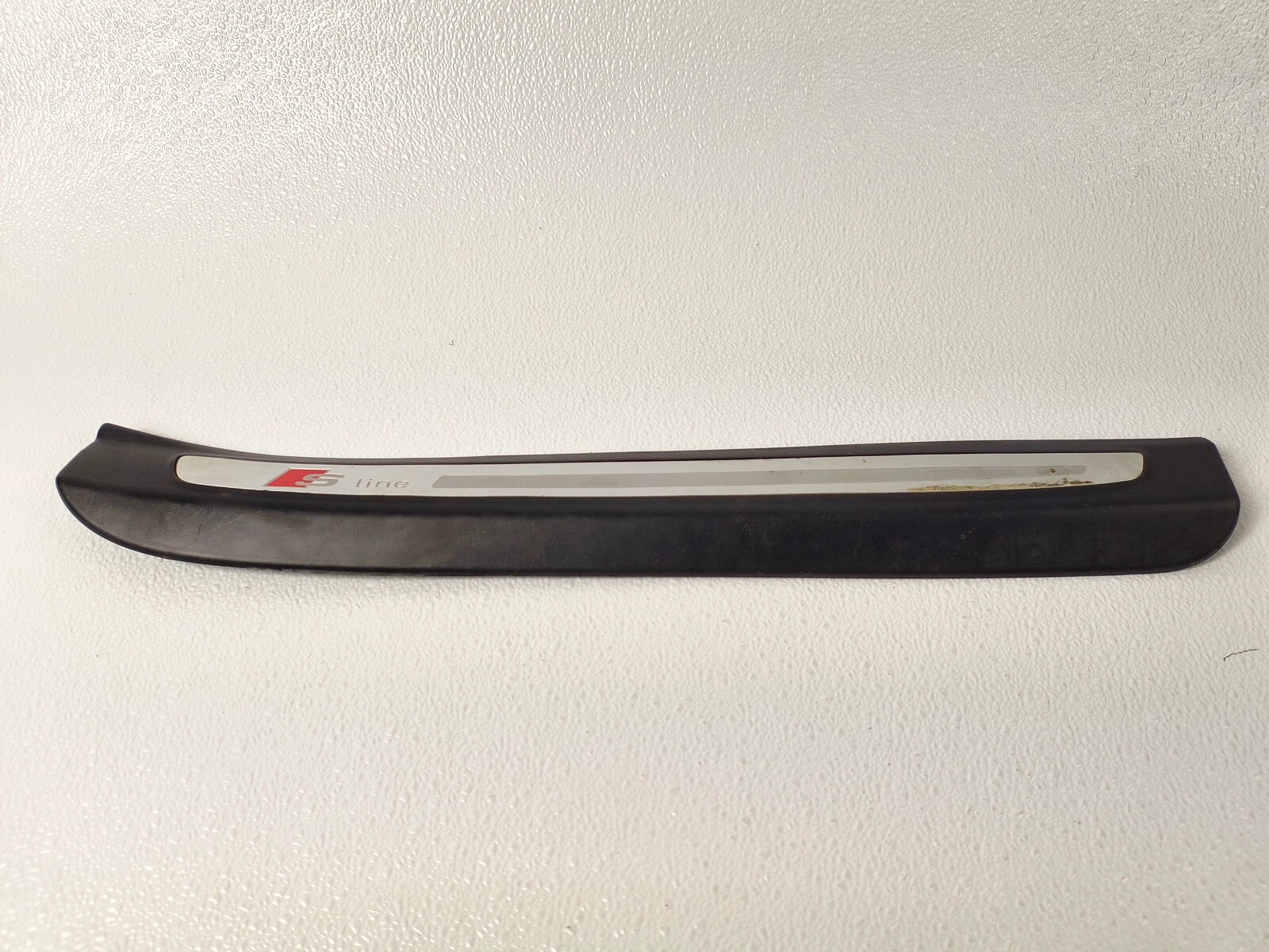 07-15 AUDI Q7 FRONT RIGHT PASSENGER SIDE DOOR SILL SCUFF PLATE COVER