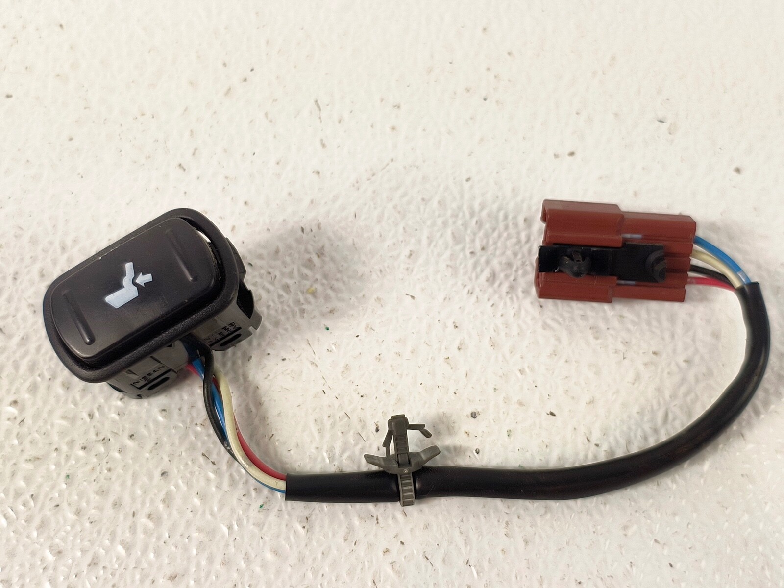 16-20 INFINITI QX60 FRONT LEFT DRIVER LH SIDE SEAT LUMBAR CONTROL SWITCH