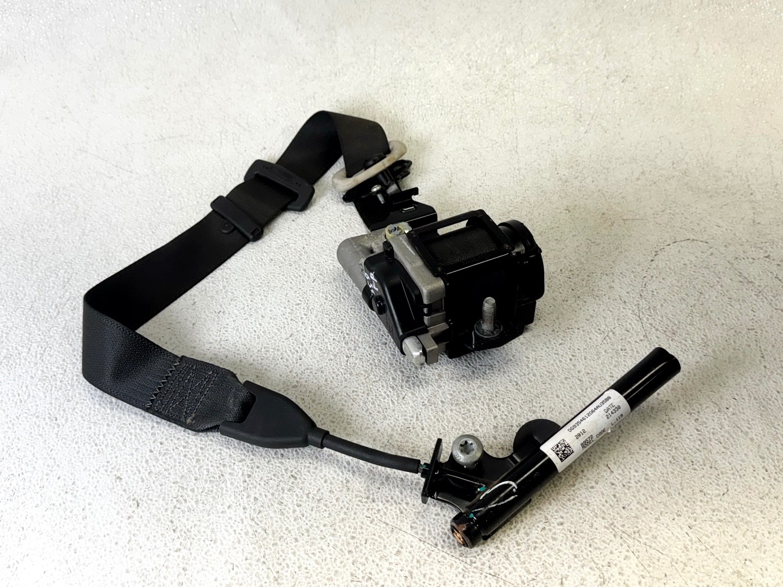 13-16 FORD FUSION FRONT RIGHT RH PASSENGER SIDE SEAT BELT SEATBELT RETRACTOR