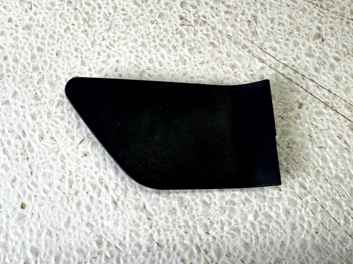 22-25 NISSAN PATHFINDER FRONT RIGHT RH PASS SIDE DOOR INSIDE HANDLE COVER