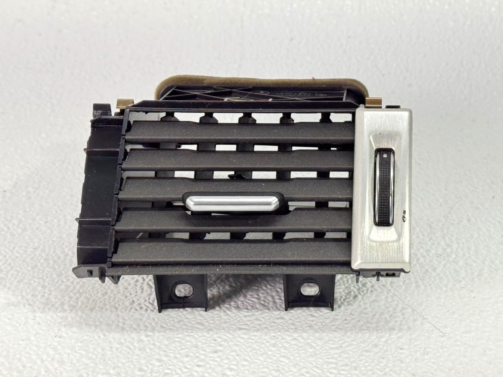 12-15 RANGE ROVER EVOQUE RIGHT PASSENGER DASH HEATER AC AIR VENT GRILLE TRIM