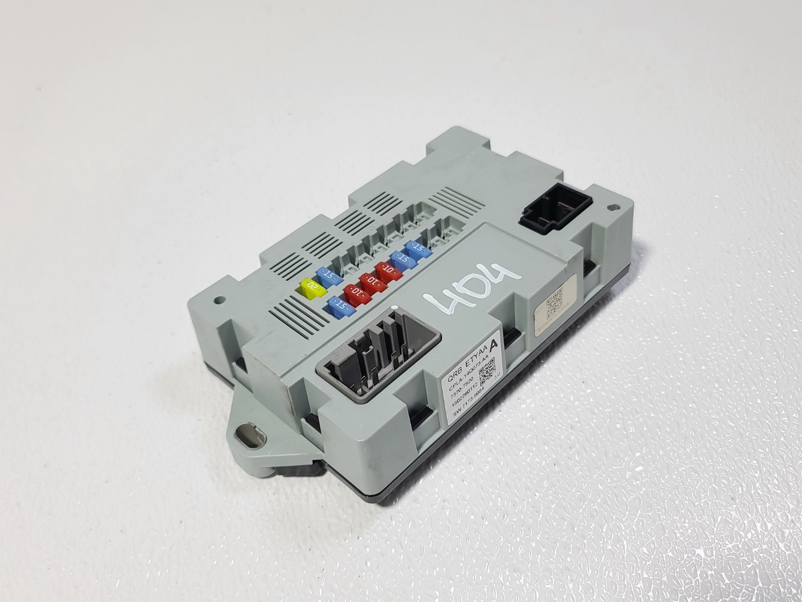 12-15 LAND RANGE ROVER SPORT REAR FUSE RELAY JUNCTION BOX BLOCK MODULE