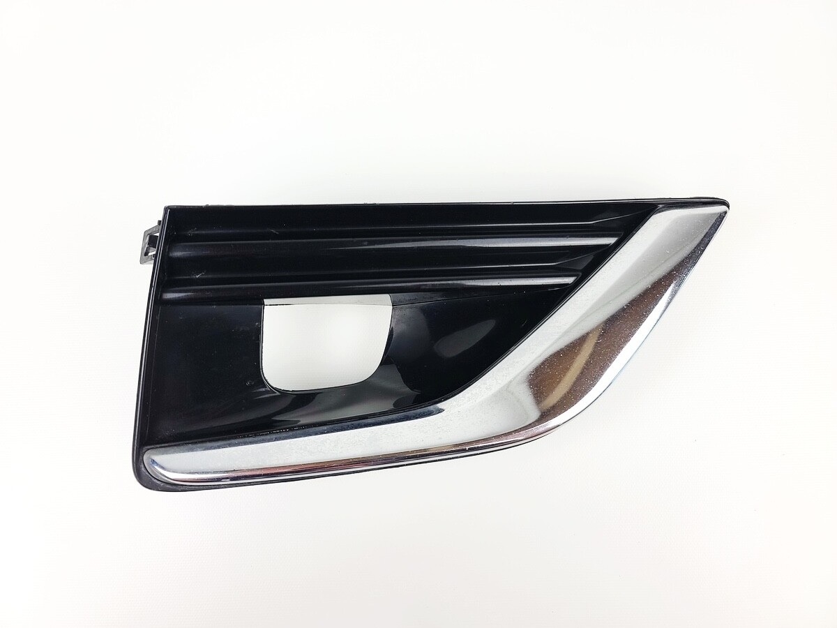 14-18 INFINITI Q50 FRONT LEFT LH DRIVER SIDE FOG LIGHT TRIM COVER PANEL