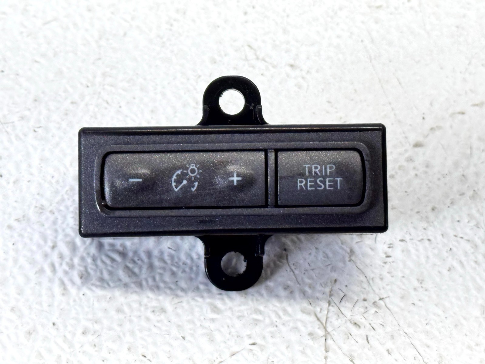 14-18 INFINITI Q50 Q60 TRIP RESET & DIMMING LIGHT CONTROL SWITCH PANEL
