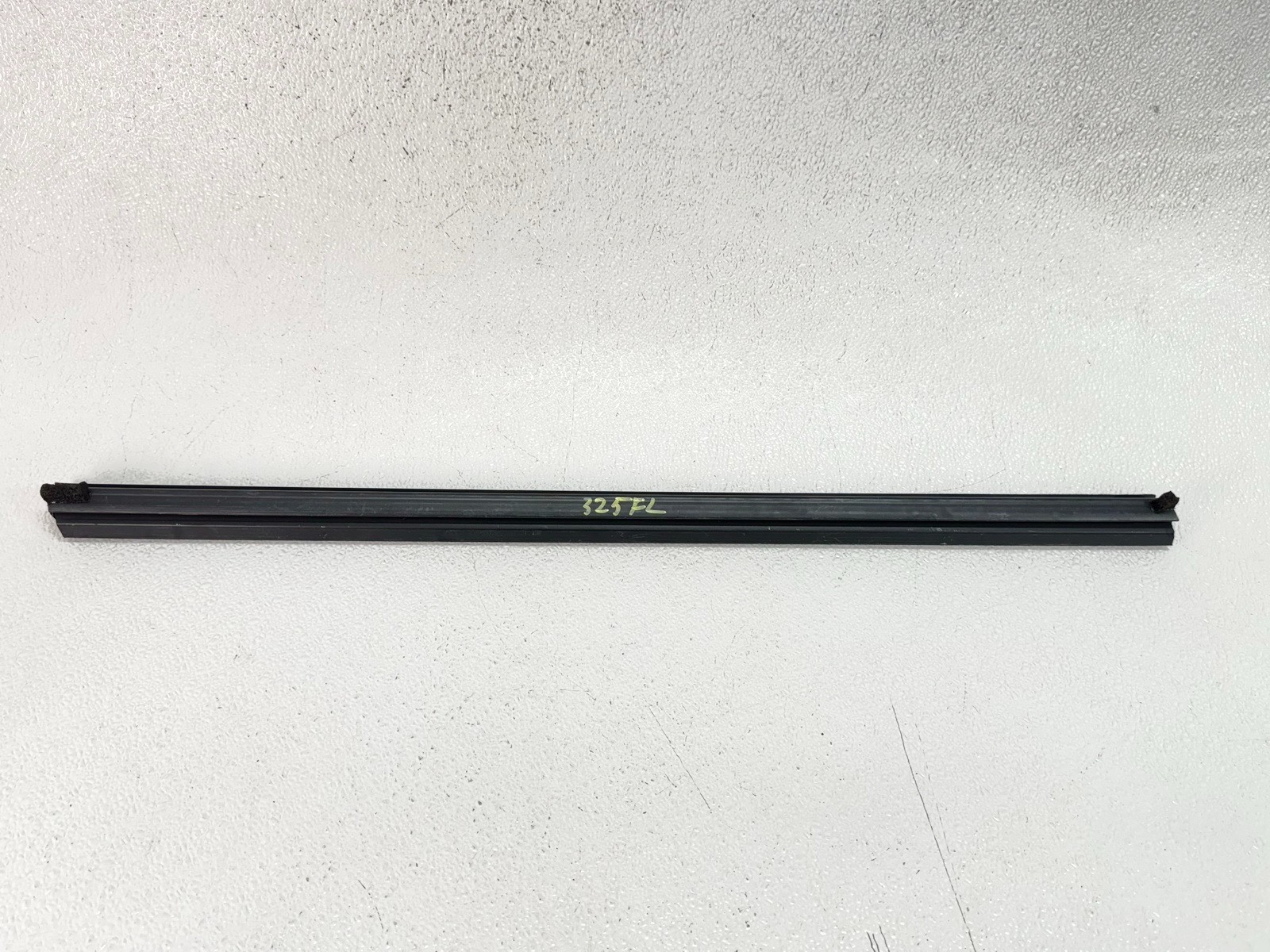 15-24 INFINITI Q50 FRONT LEFT LH SIDE DOOR WINDOW INNER WEATHERSTRIP SEAL