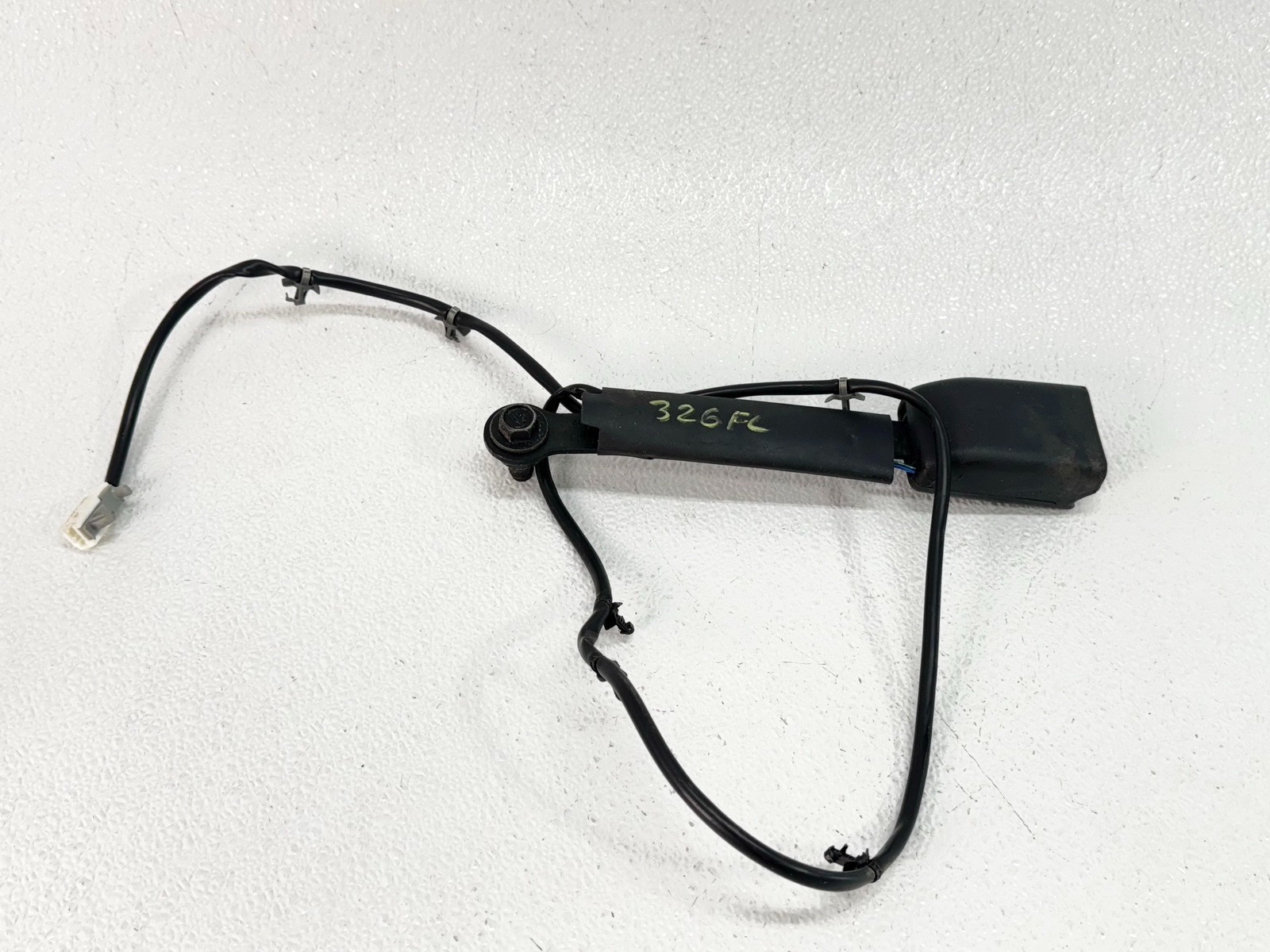12-24 INFINITI QX80 QX56 FRONT LEFT LH DRIVER SIDE SEATBELT BUCKLE RECIEVER