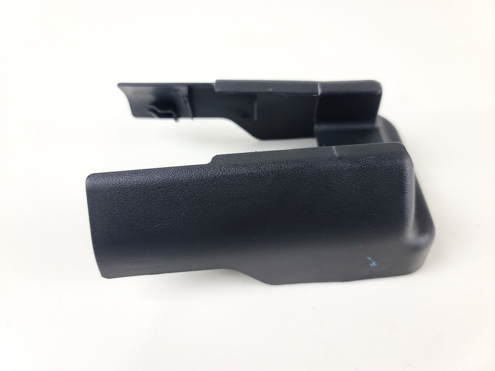 13-20 INFINITI JX35 QX60 REAR RIGHT RH PASS SIDE SEAT TRACK END COVER TRIM
