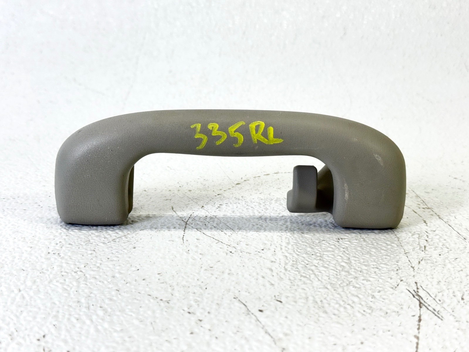 11-16 CHEVROLET CRUZE REAR LEFT DRIVER SIDE UPPER ROOF GRAB GRIP HANDLE