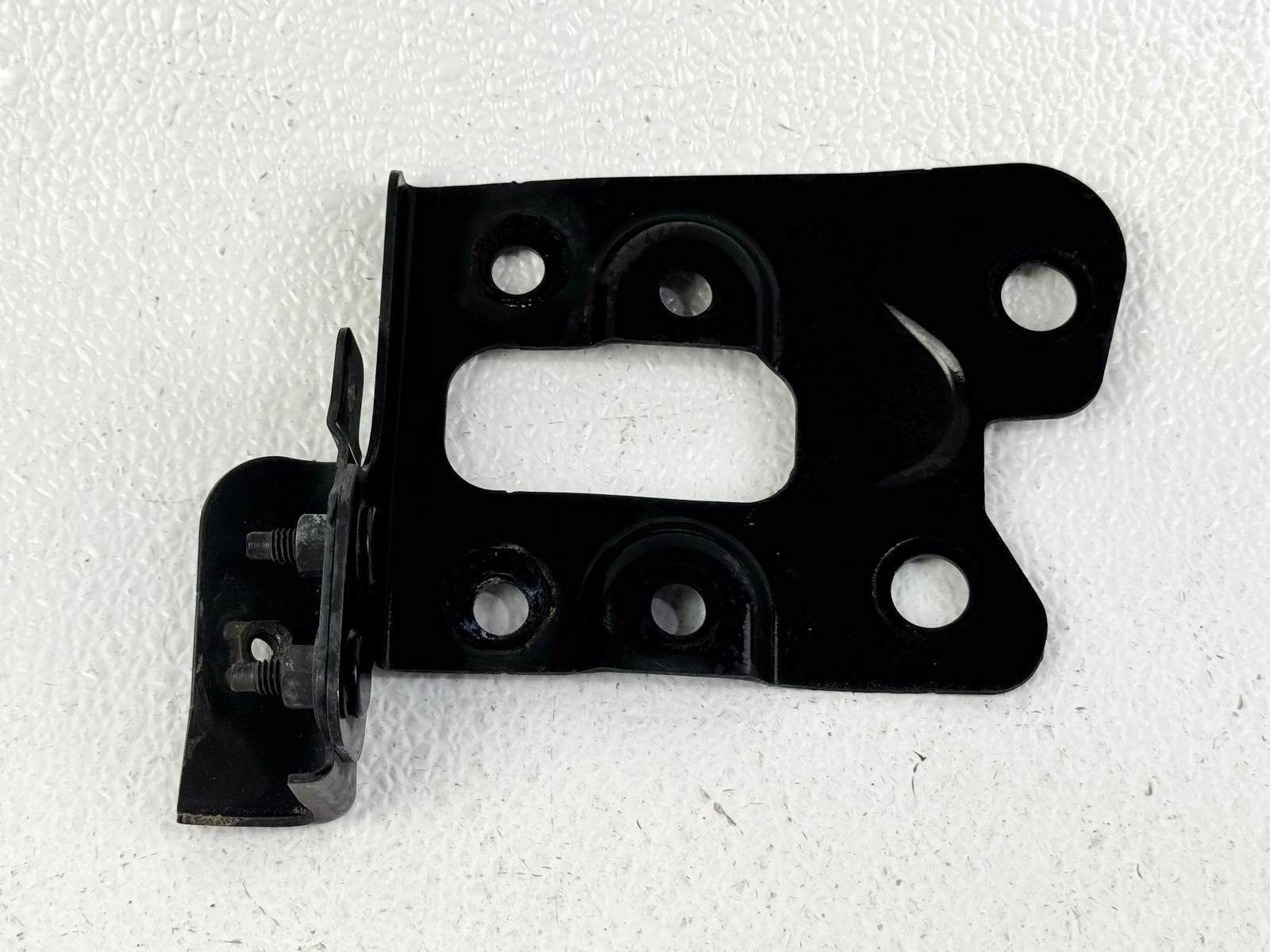14-24 INFINITI Q50 LEFT DRIVER SIDE HOOD SUPPORT LATCH LOCK CENTER BRACKET