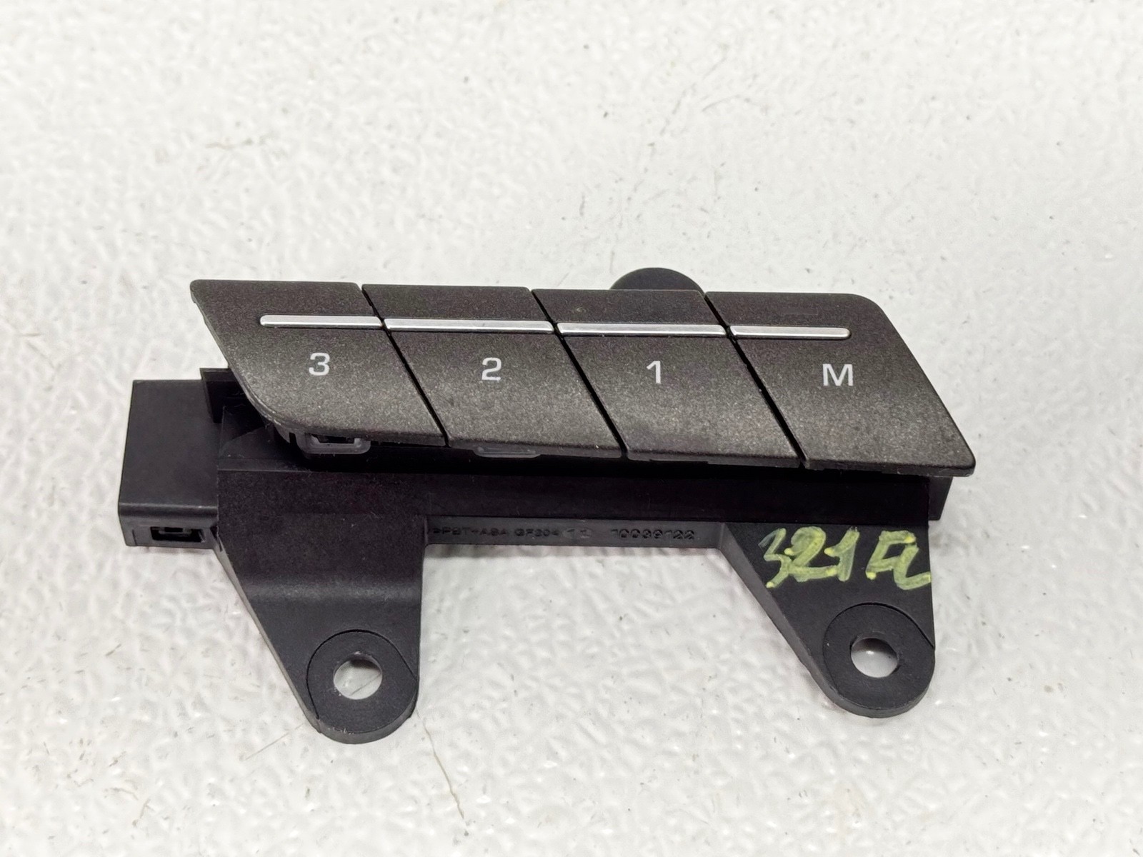 12-19 RANGE ROVER EVOQUE FRONT LEFT SIDE MEMORY SEAT POSITION CONTROL SWITCH