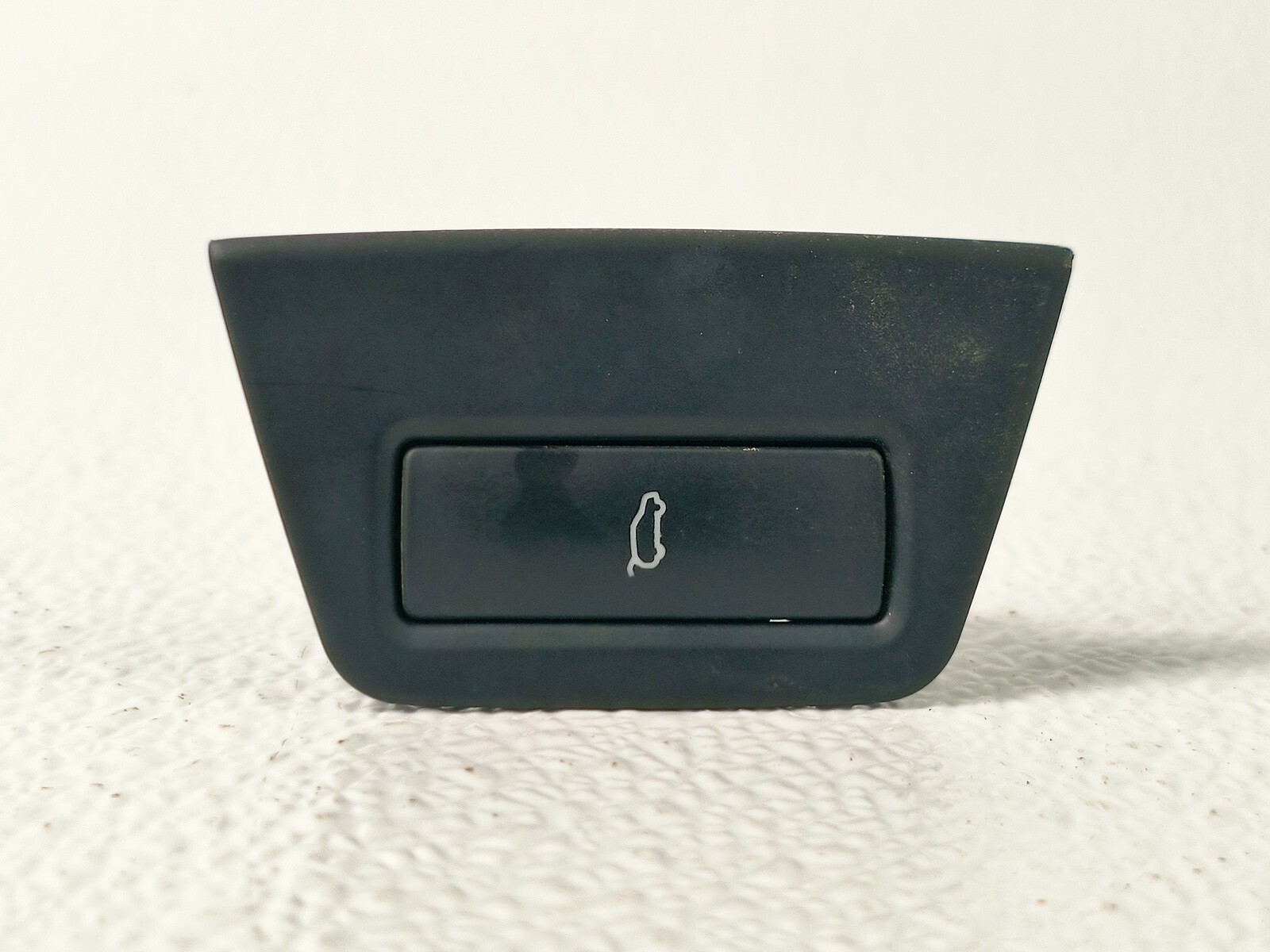 10-15 AUDI Q7 FRONT LEFT DOOR TAILGATE LIFTGATE BACK DOOR RELEASE SWITCH