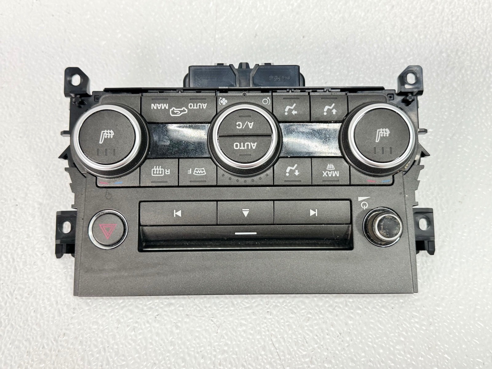 12-15 RANGE ROVER EVOQUE FRONT HEATER A/C TEMPERATURE CLIMATE CONTROL