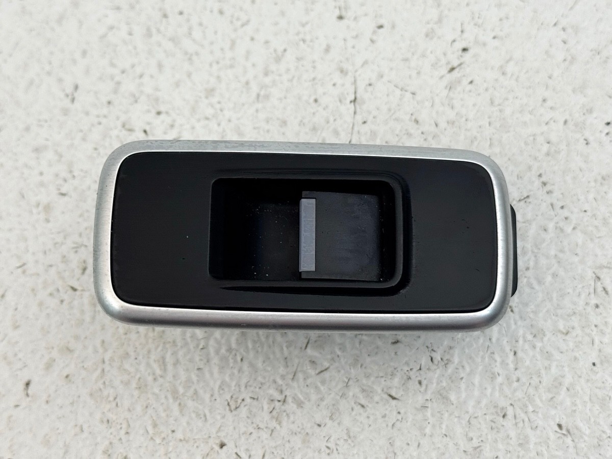 17-20 JAGUAR F-PACE REAR RIGHT PASSENGER SIDE DOOR WINDOW SWITCH CONTROL