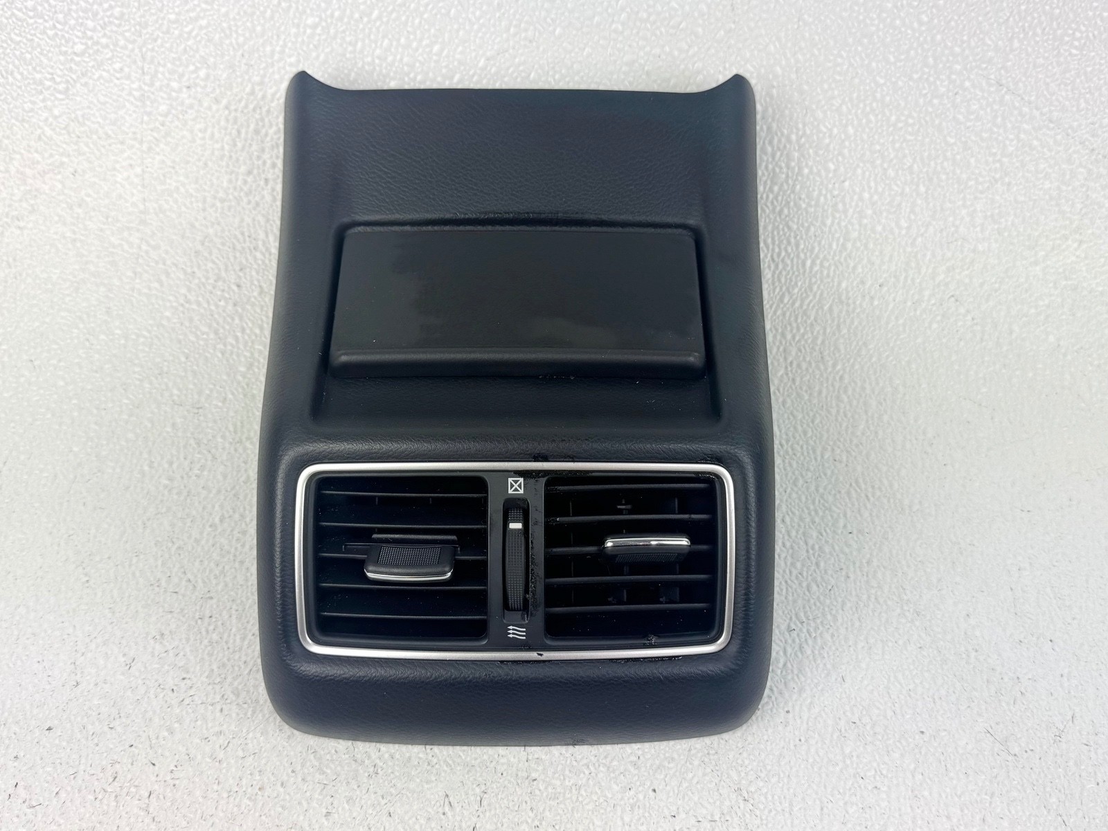 14-20 INFINITI Q50 REAR CENTER CONSOLE HVAC A/C AIR VENT HEATER GRILLE TRIM