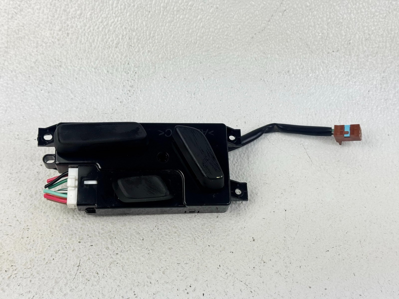 20-23 MAZDA CX-9 CX9 FRONT RIGHT RH PASS SIDE SEAT ADJUST CONTROL SWITCH