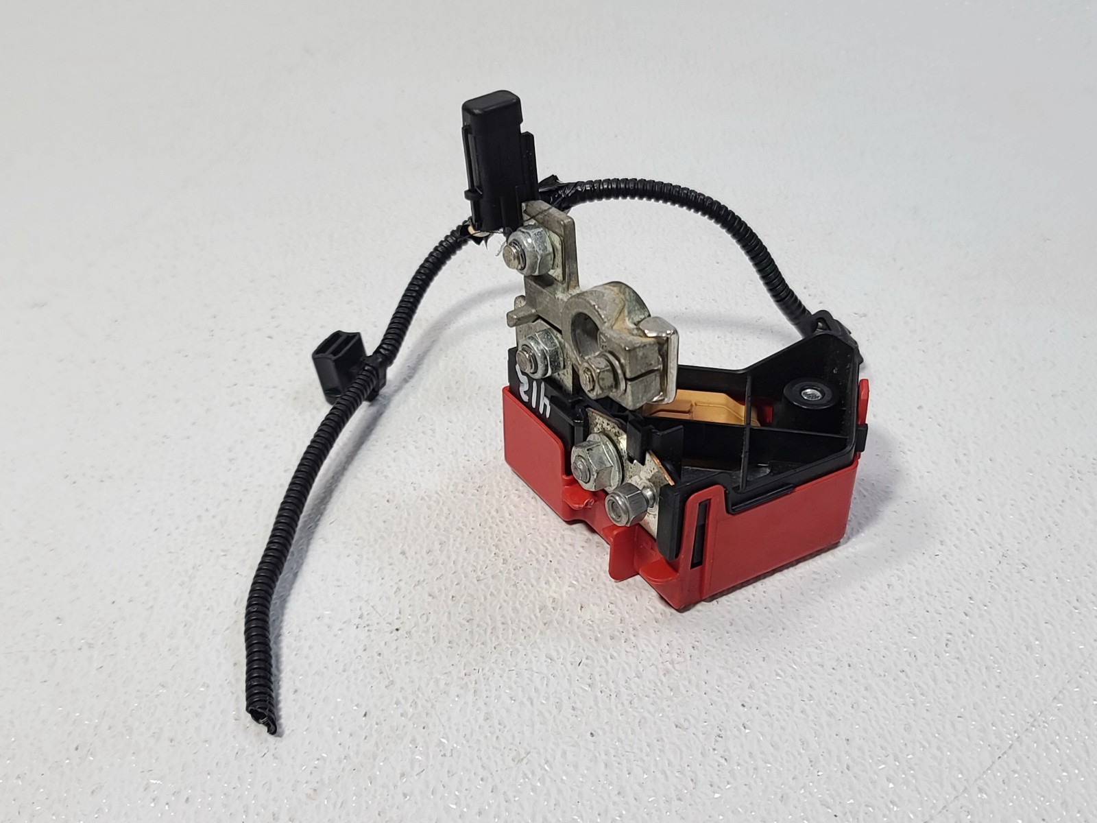 13-18 FORD C-MAX ENGINE BATTERY POSITIVE TERMINAL CLAMP FUSE LINK