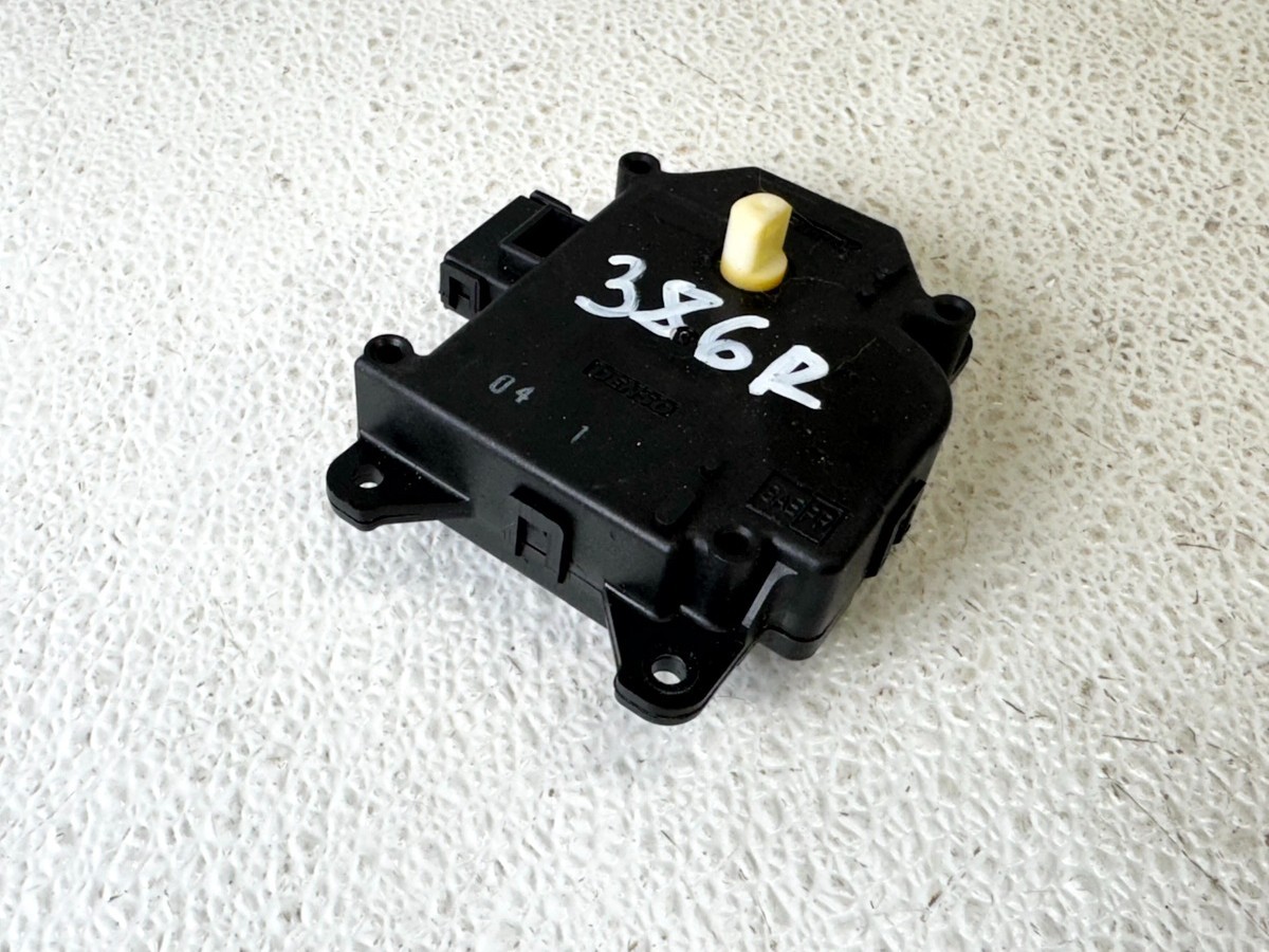 10-14 SUBARU OUTBACK REAR HEATER BLOWER FLAP DOOR ACTUATOR MOTOR